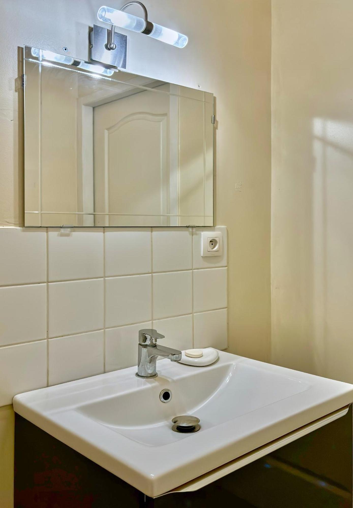 Agreable Studio En Hyper Centre Nevers Exteriér fotografie
